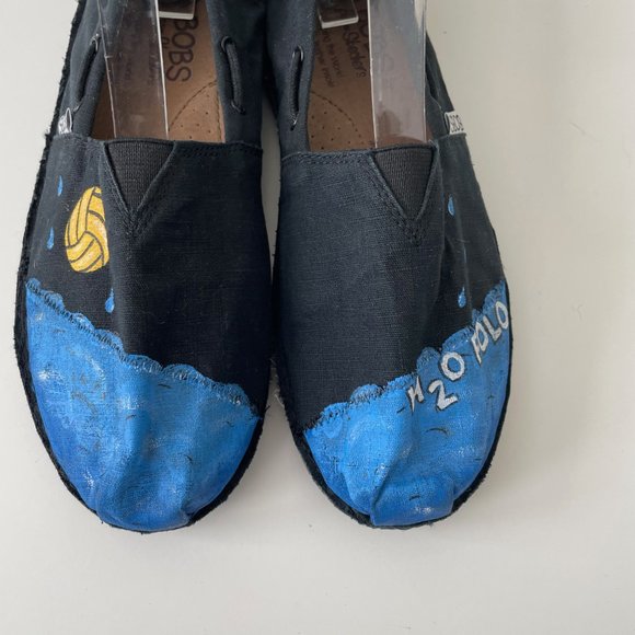 Bob's from Skechers Water Polo Canvas Loafer Wearable Art Painted Drawstring - Picture 2 of 8